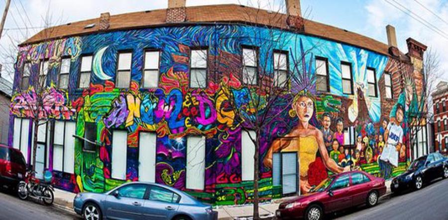 Building in Pilsen covered in graffiti