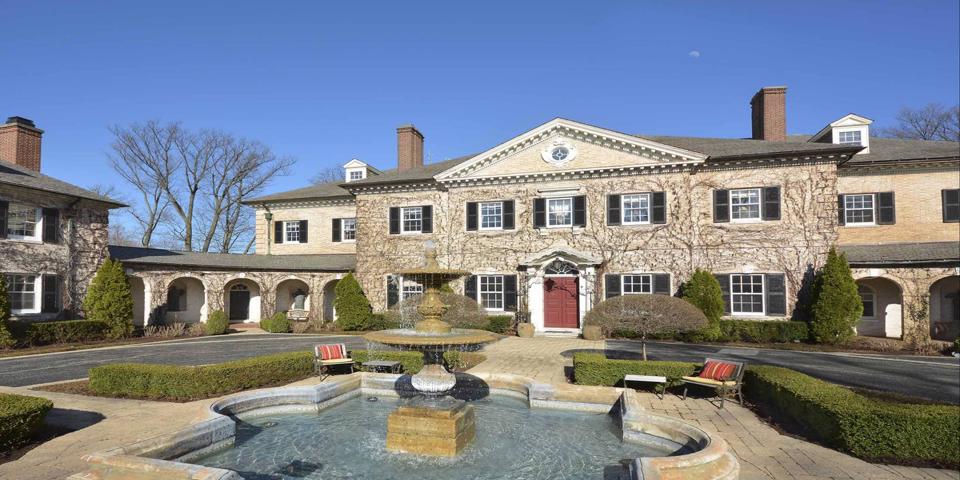 Richard Marx’s Lake Bluff mansion