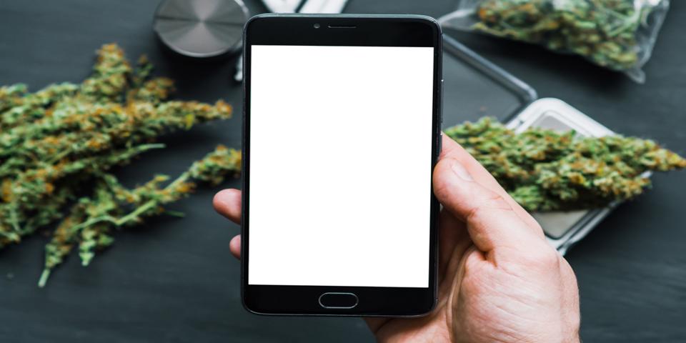 Ordering Cannabis Online