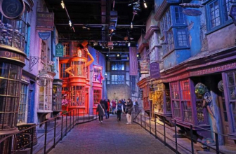 An Immersive Harry Potter Experience to Make Its Worldwide Debut in Chicago
