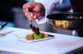 Two Chicago Eateries, on Esquire’s 2022 List of the Best New Restaurants in America