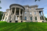 The Biggest Mansions in Chicago You Didn’t Know About