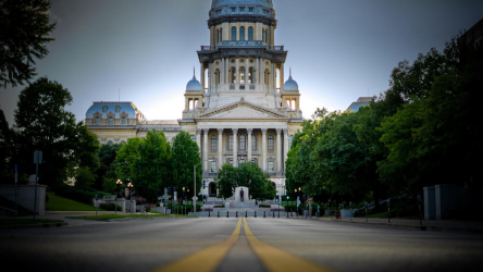 Will Pritzker finally legalize poker sites in Illinois?