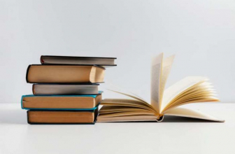 Prelude to Foundation by Isaac Asimov Book Review