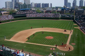 The New Summer Experience: Dinner on Wrigley Field to Benefit Chicago Food Culture